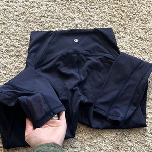 Lululemon size 6 navy blue